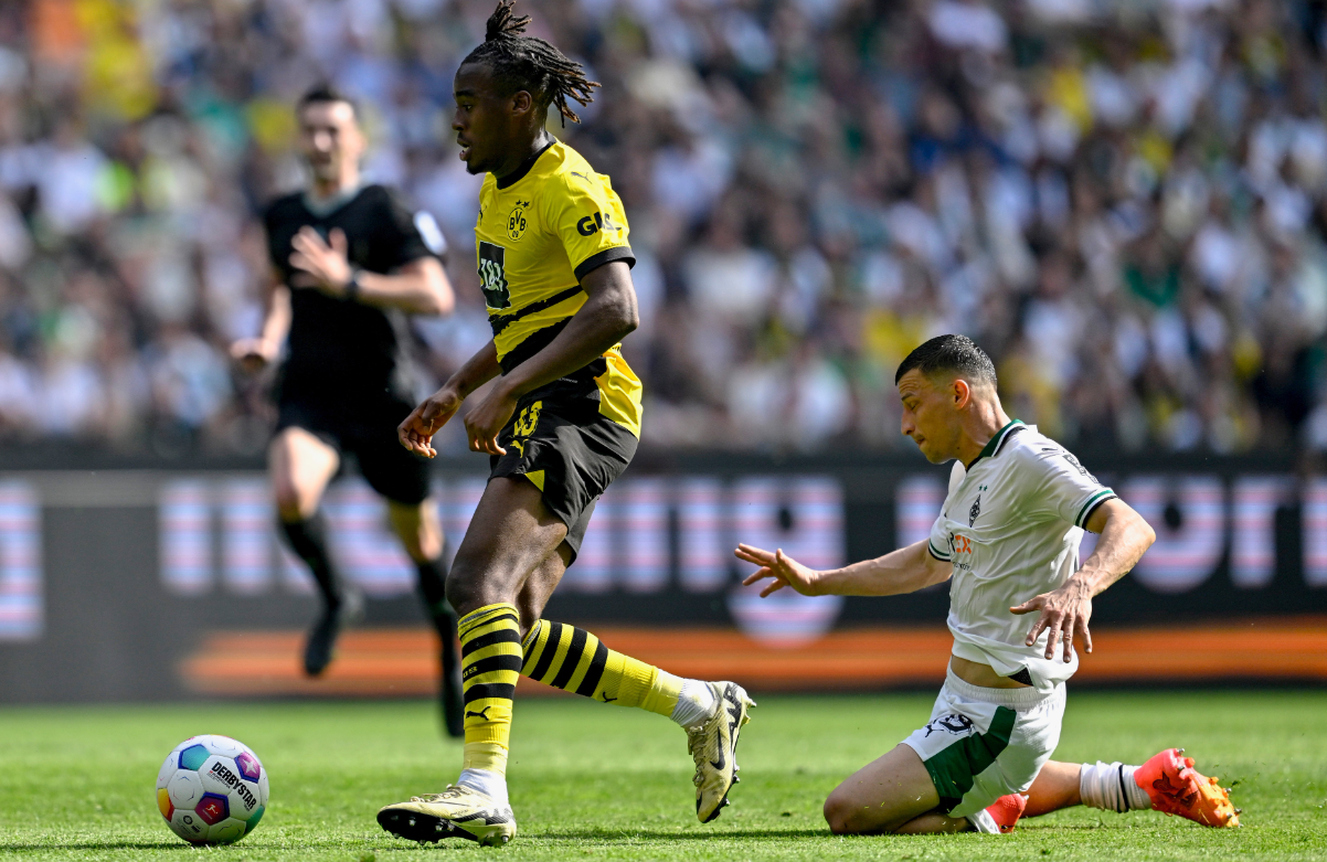 B. Monchengladbach vs Dortmund (20:30 – 13/04) | Xem lại trận đấu